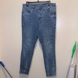 Universal Thread Women's Blue Jeans